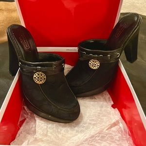 Coach Jody SId clog/ mule black